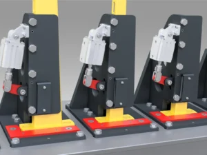 Detailed view of the clamp unit with the cantilever arm in it.